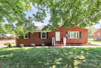 704 Kingman Dr Charlotte, NC 28217
