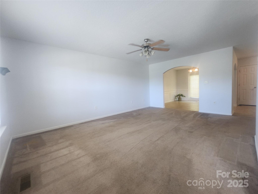 121 Marcella Dr Kings Mountain, NC 28086