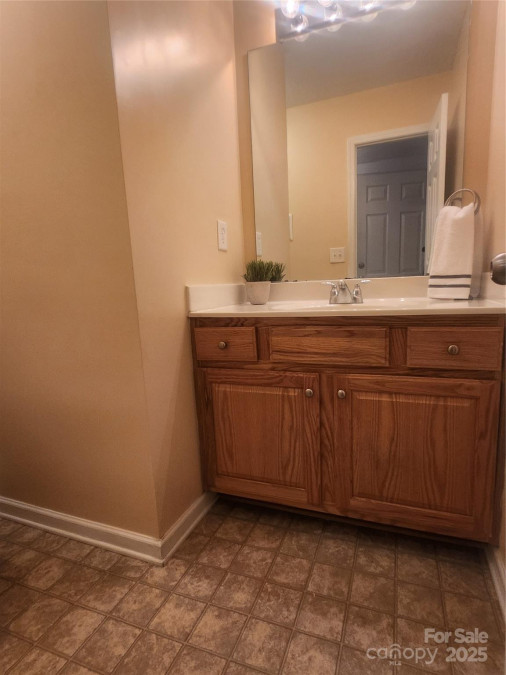 121 Marcella Dr Kings Mountain, NC 28086