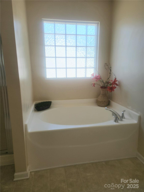 121 Marcella Dr Kings Mountain, NC 28086