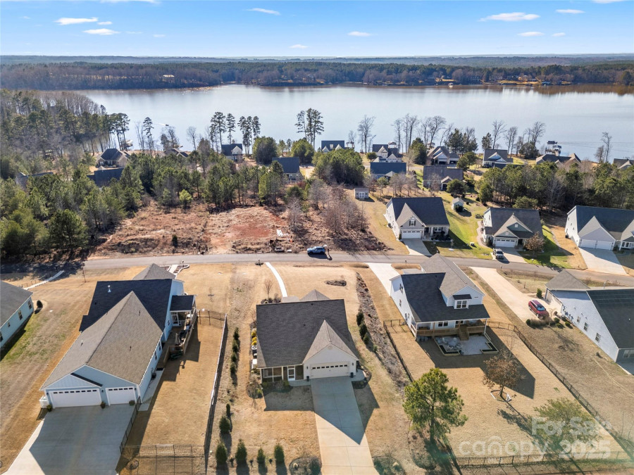 11249 Island View Ln Lancaster, SC 29720