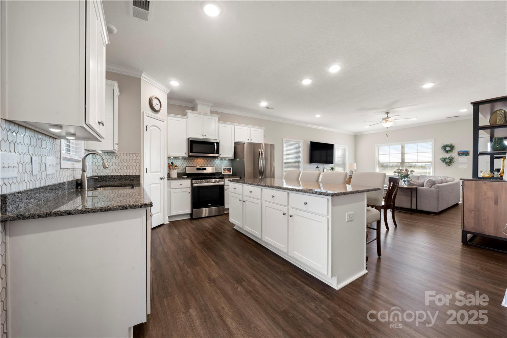 11249 Island View Ln Lancaster, SC 29720