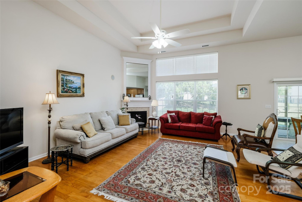 1027 Feather Oak Ln Matthews, NC 28104