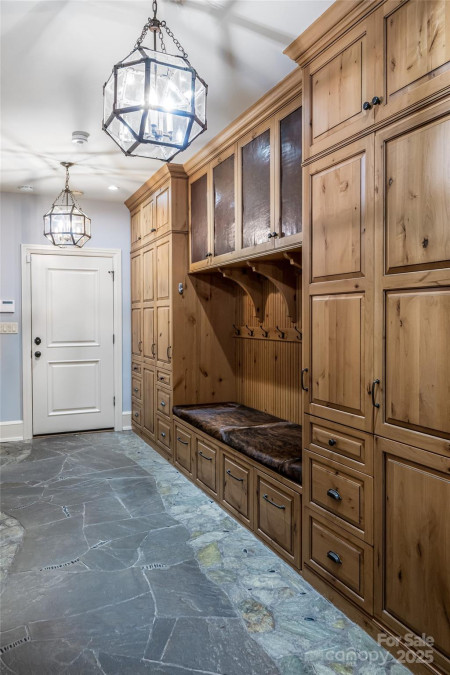 32 Ramble Way Asheville, NC 28803