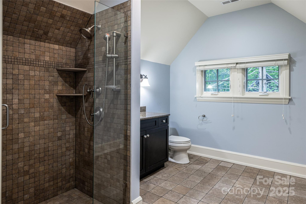 32 Ramble Way Asheville, NC 28803