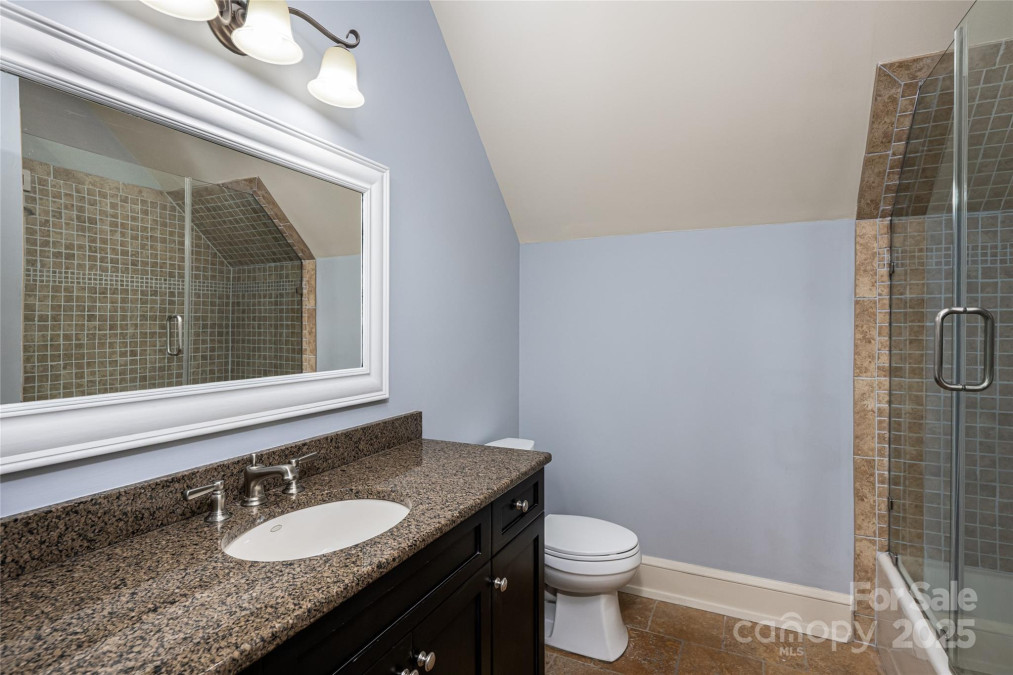 32 Ramble Way Asheville, NC 28803