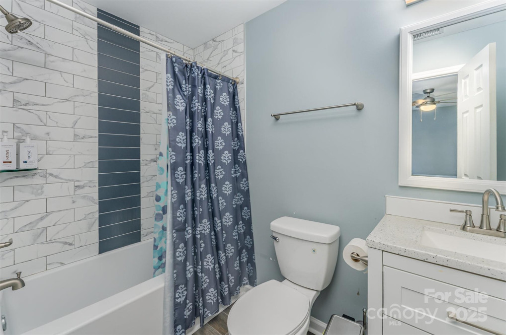11224 Amber Glen Dr Charlotte, NC 28269