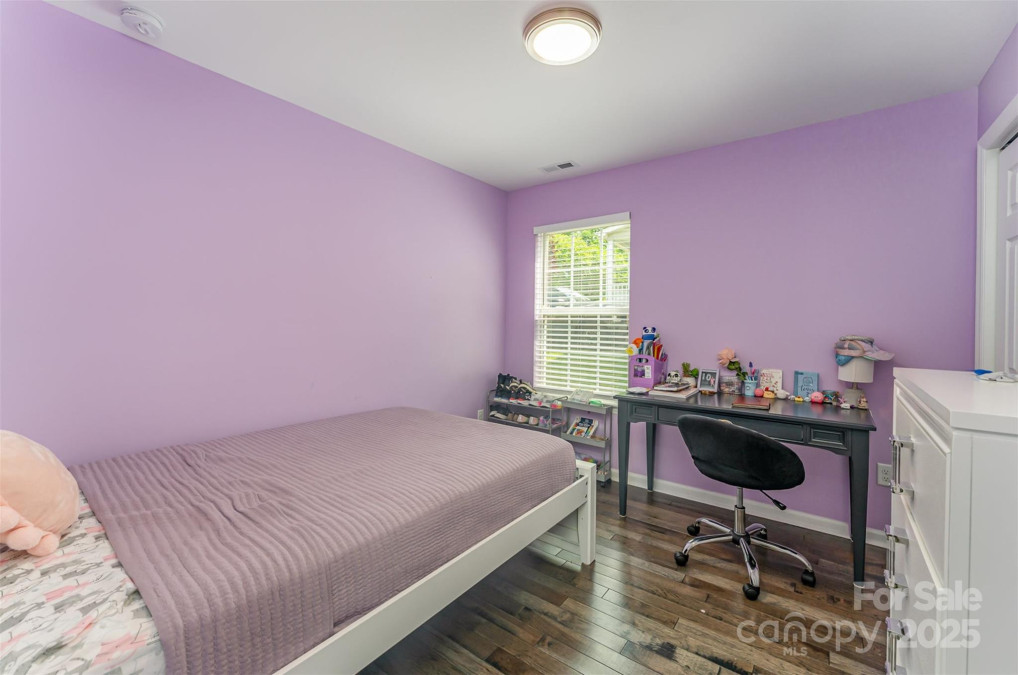 11224 Amber Glen Dr Charlotte, NC 28269