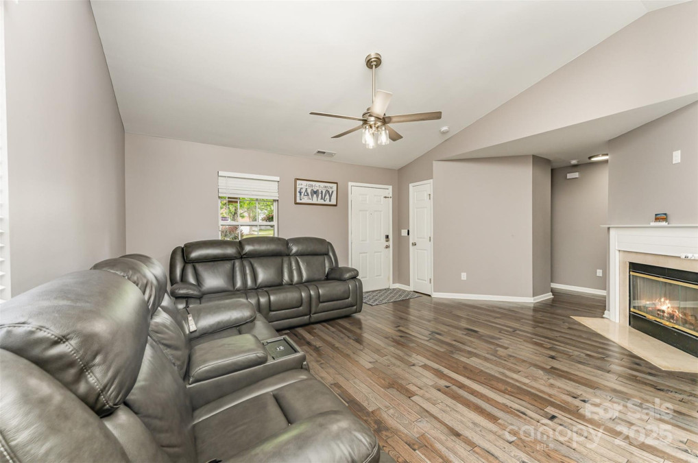 11224 Amber Glen Dr Charlotte, NC 28269
