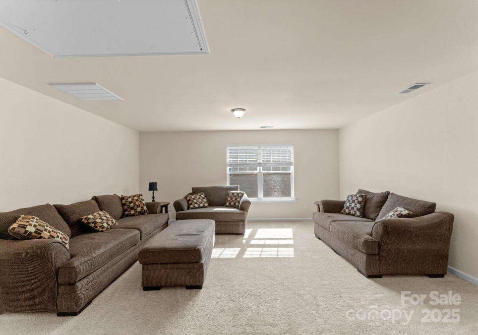 137 Sugar Magnolia Dr Mooresville, NC 28115