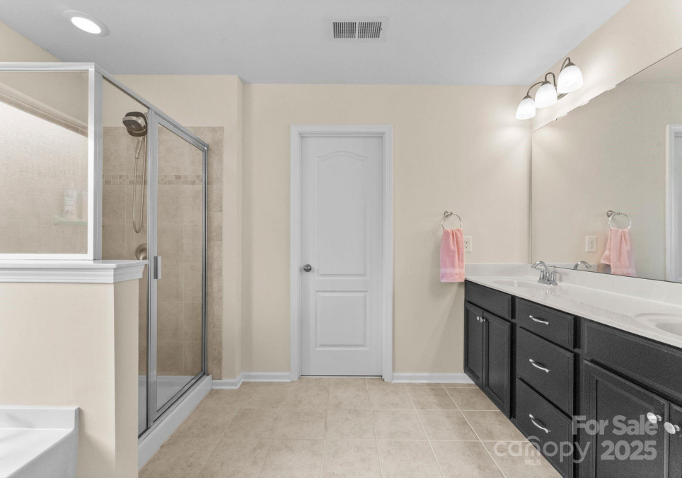 137 Sugar Magnolia Dr Mooresville, NC 28115