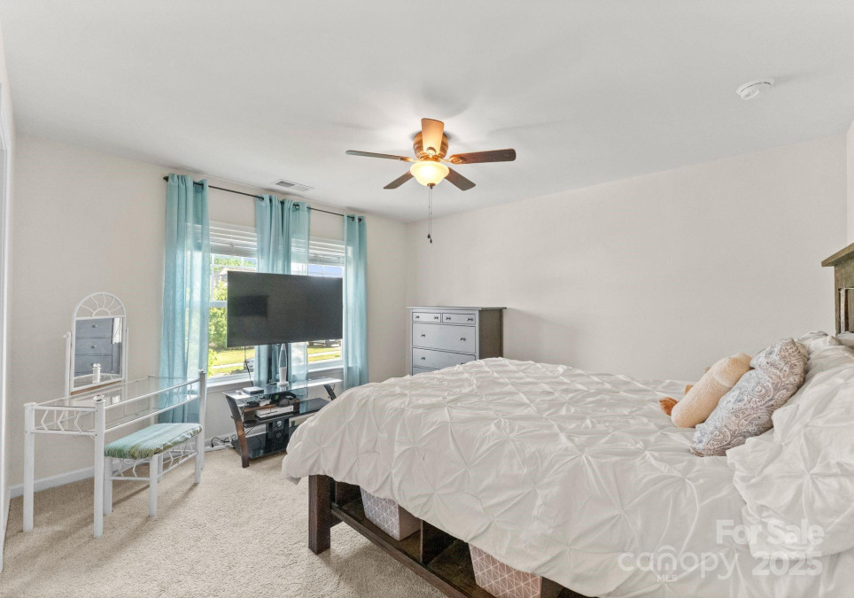 137 Sugar Magnolia Dr Mooresville, NC 28115