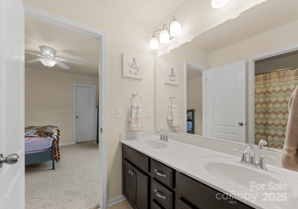 137 Sugar Magnolia Dr Mooresville, NC 28115