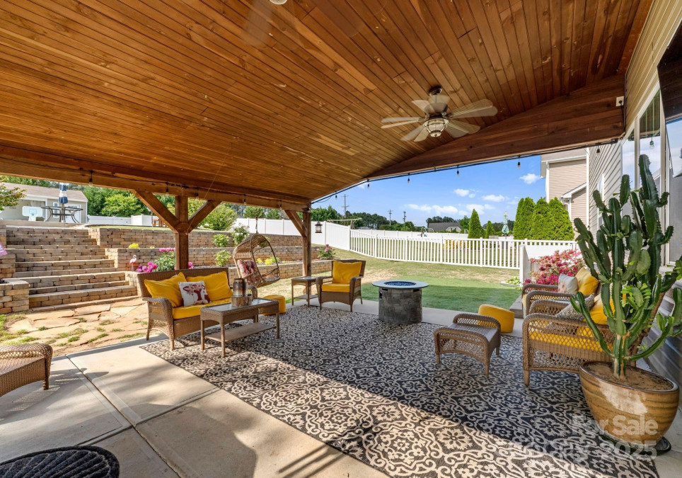 137 Sugar Magnolia Dr Mooresville, NC 28115