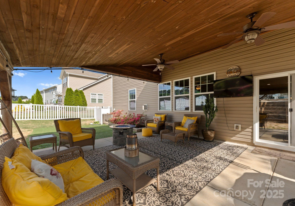 137 Sugar Magnolia Dr Mooresville, NC 28115