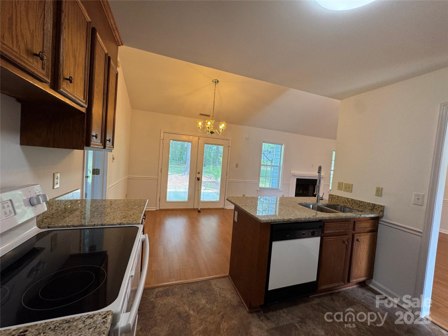 2504 Faircroft Way Monroe, NC 28110