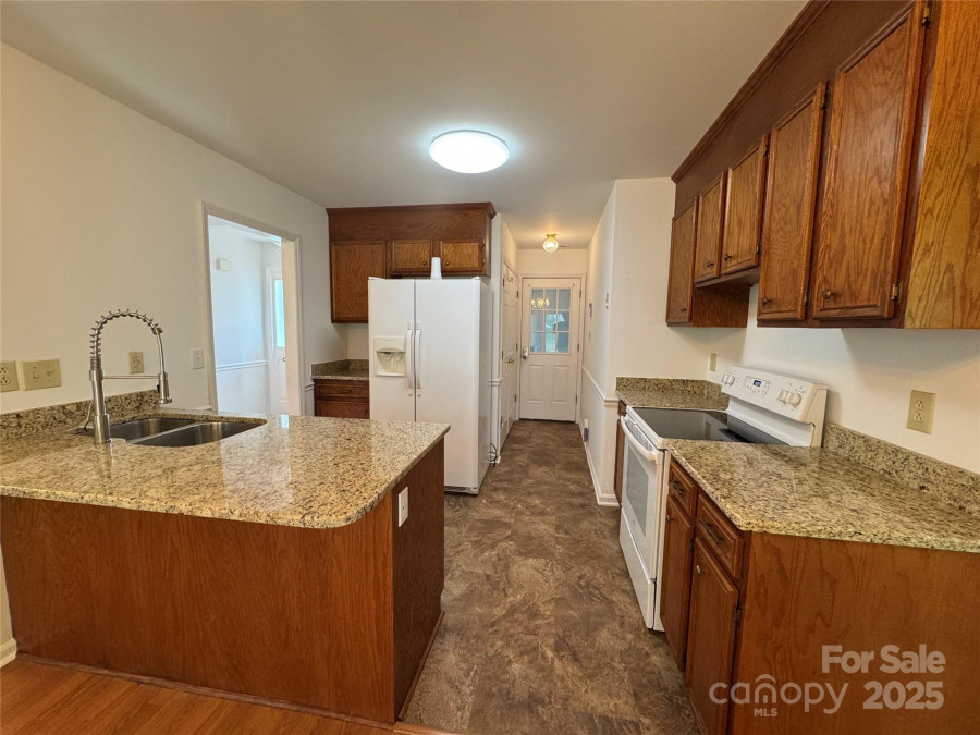 2504 Faircroft Way Monroe, NC 28110