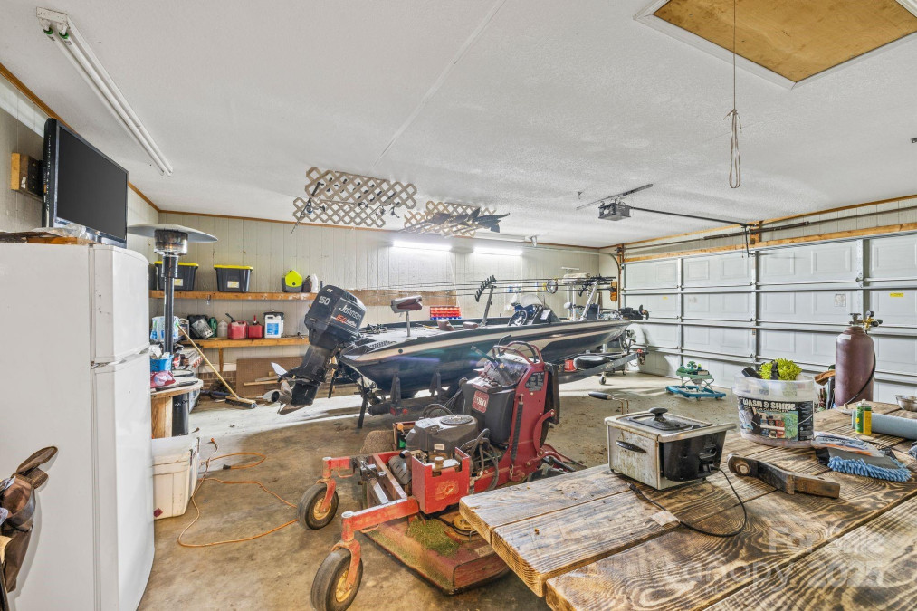 130 Helen Dr Statesville, NC 28625