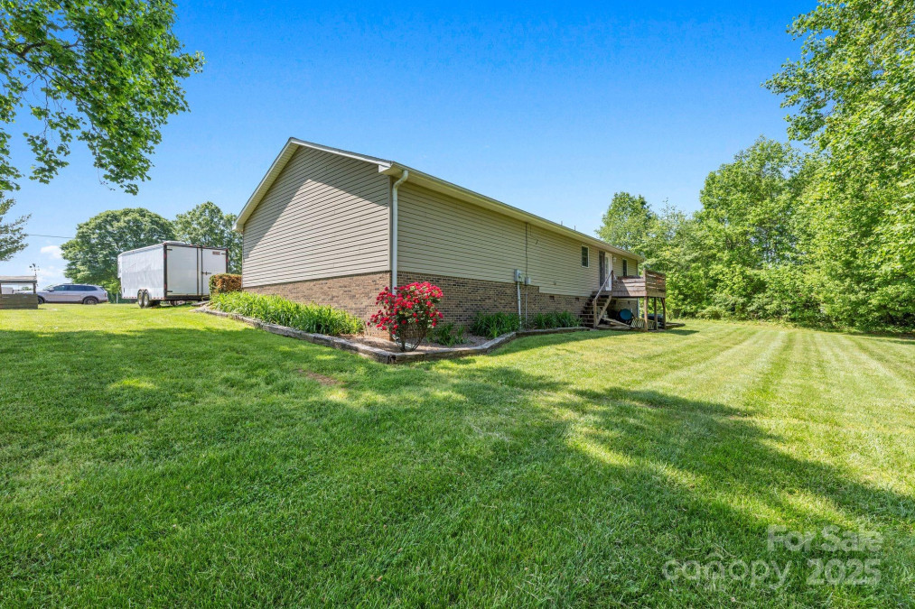 130 Helen Dr Statesville, NC 28625