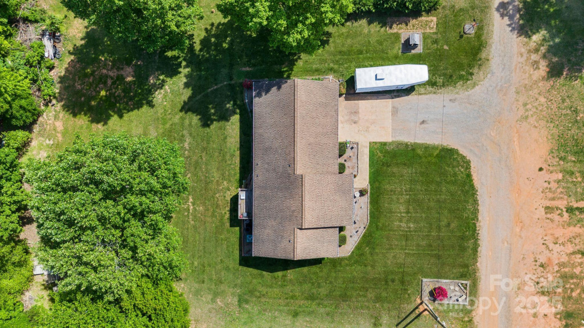 130 Helen Dr Statesville, NC 28625