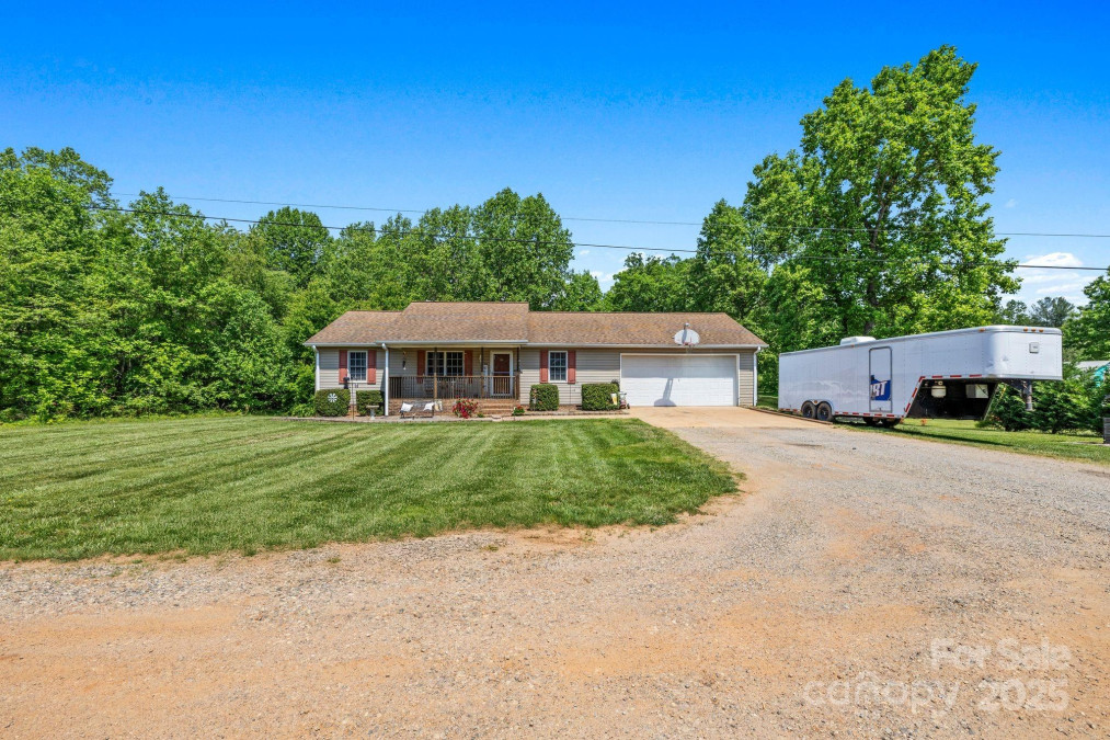 130 Helen Dr Statesville, NC 28625