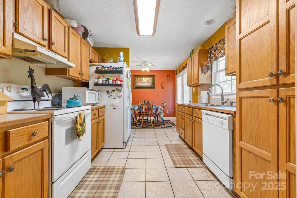 130 Helen Dr Statesville, NC 28625
