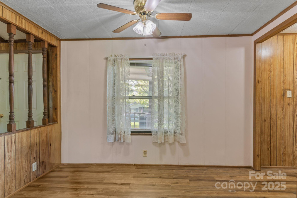 23 Jones Cir Fletcher, NC 28732
