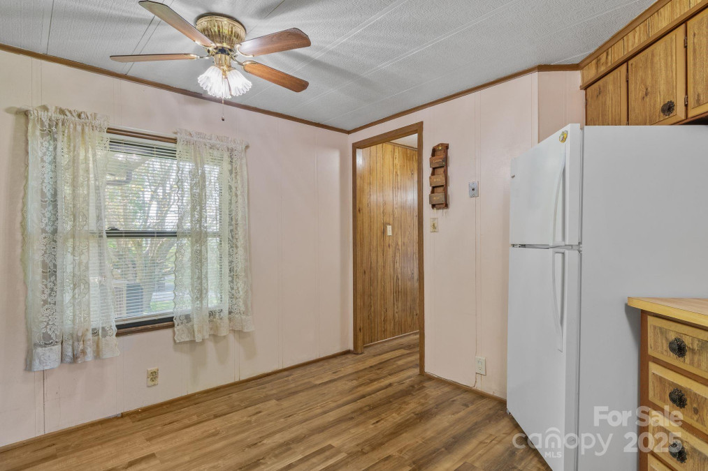 23 Jones Cir Fletcher, NC 28732