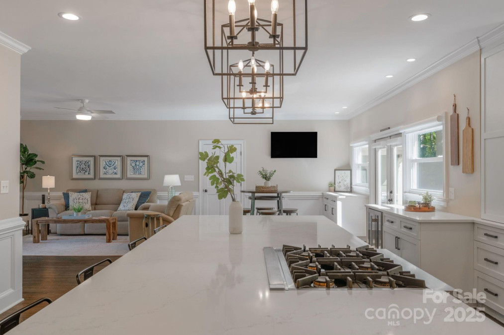 8400 Prince Valiant Dr Waxhaw, NC 28173