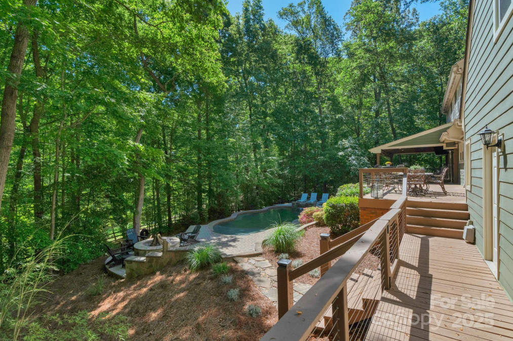 8400 Prince Valiant Dr Waxhaw, NC 28173