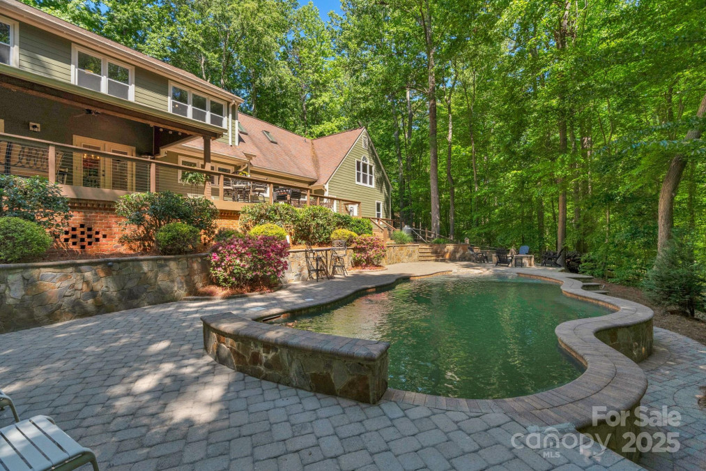 8400 Prince Valiant Dr Waxhaw, NC 28173