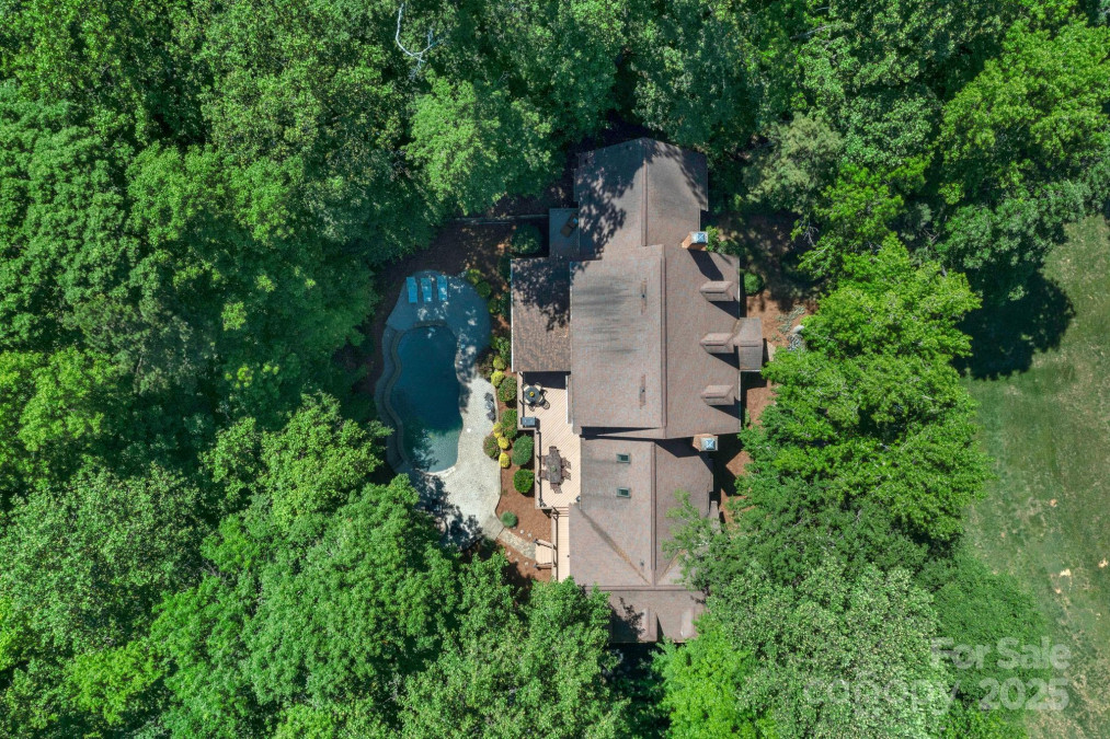 8400 Prince Valiant Dr Waxhaw, NC 28173