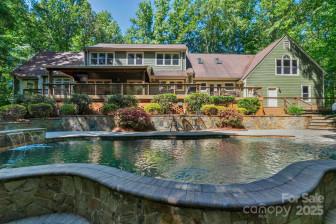 8400 Prince Valiant Dr Waxhaw, NC 28173
