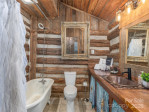 9386 Cruso Rd Canton, NC 28716