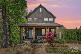 302 Broad Vista Ln Asheville, NC 28804