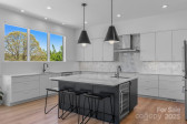 302 Broad Vista Ln Asheville, NC 28804
