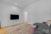 302 Broad Vista Ln Asheville, NC 28804