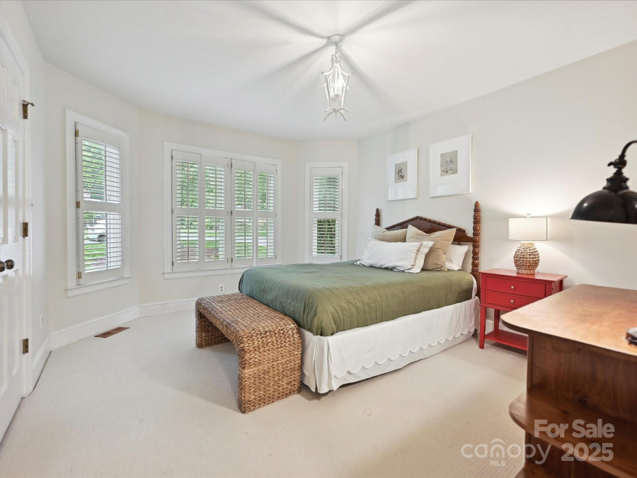 3610 Mill Pond Rd Charlotte, NC 28226