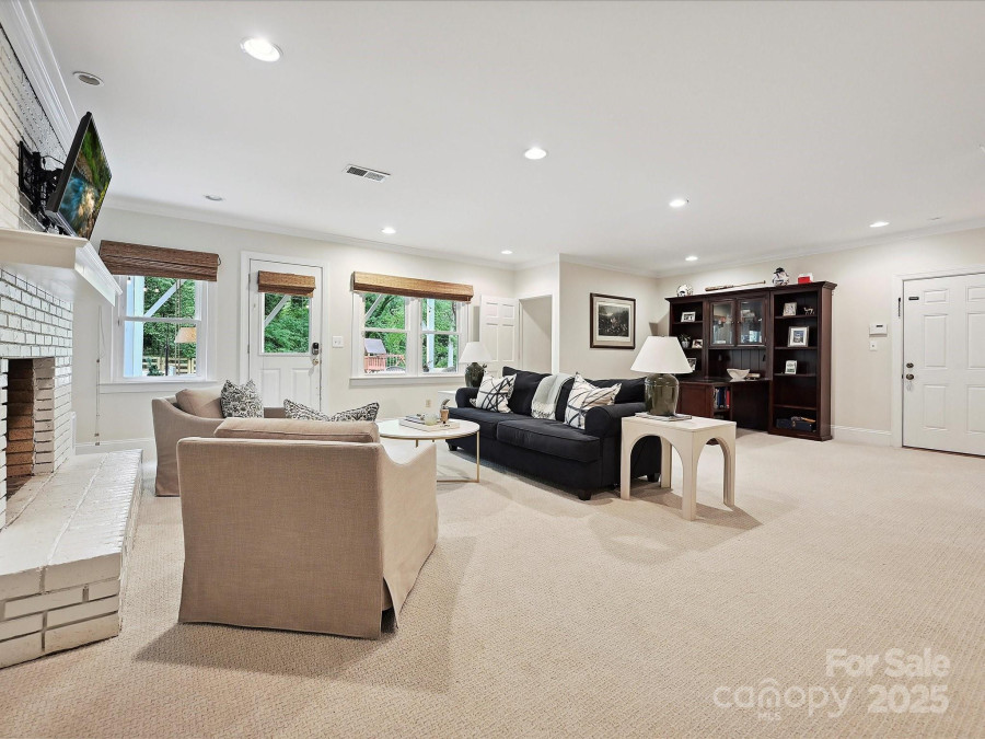 3610 Mill Pond Rd Charlotte, NC 28226