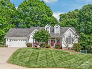 1542 Crowders Woods Dr Gastonia, NC 28052