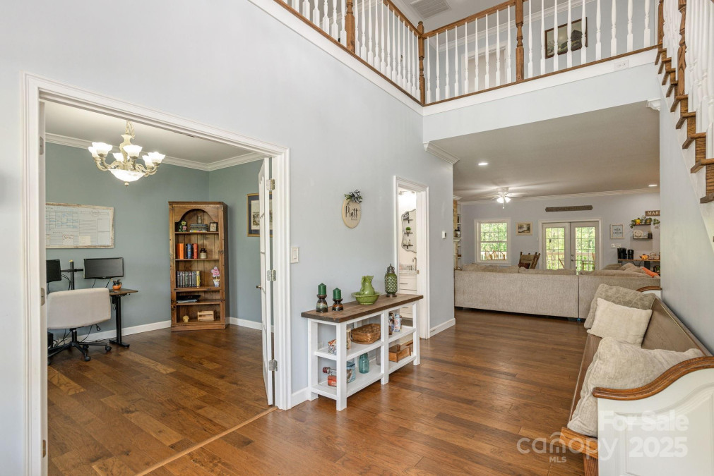 301 Wagram Pl Hendersonville, NC 28739