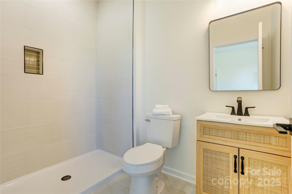 3300 Travis Ln Concord, NC 28027
