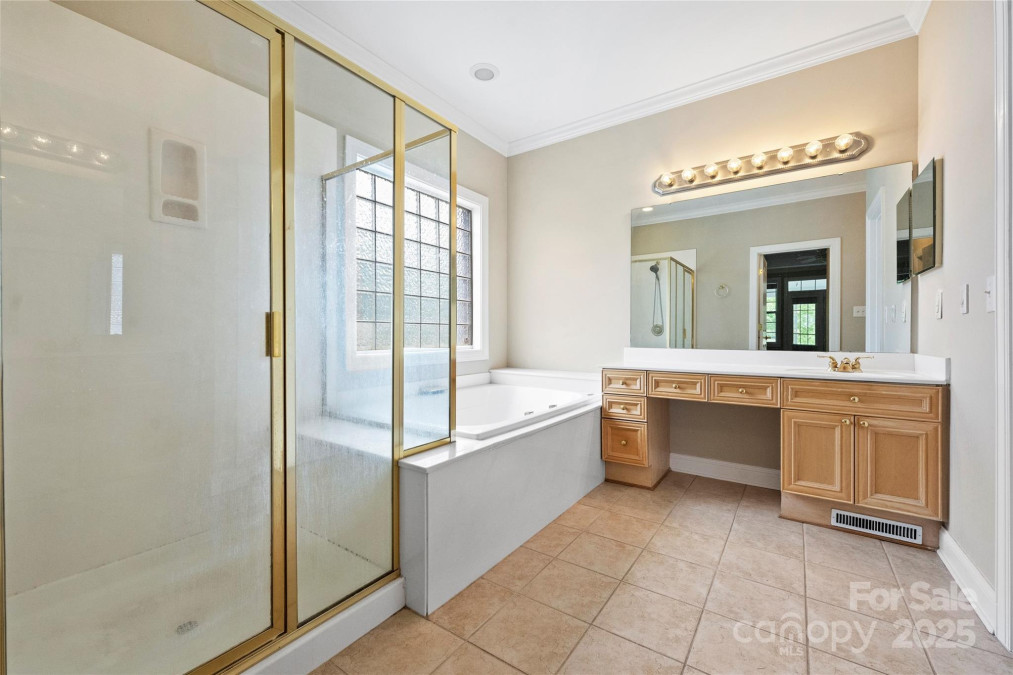 5940 Four Wood Dr Matthews, NC 28104