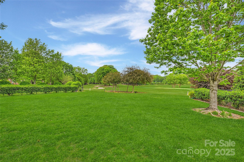 5940 Four Wood Dr Matthews, NC 28104