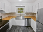 8600 Eaglewind Dr Charlotte, NC 28212