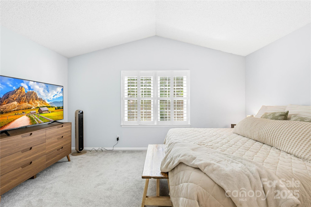 9214 Vicksburg Park Ct Charlotte, NC 28210