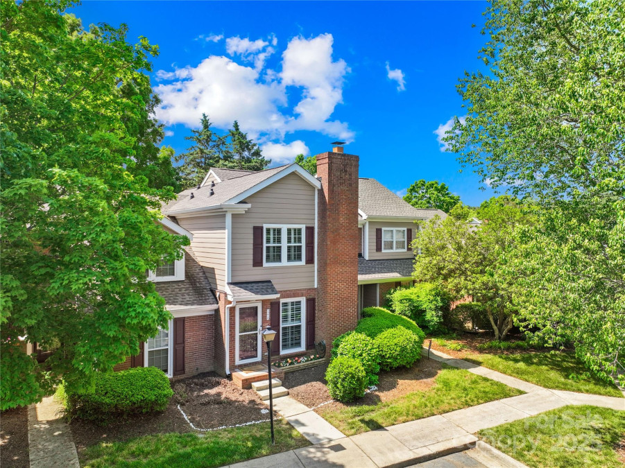 9214 Vicksburg Park Ct Charlotte, NC 28210