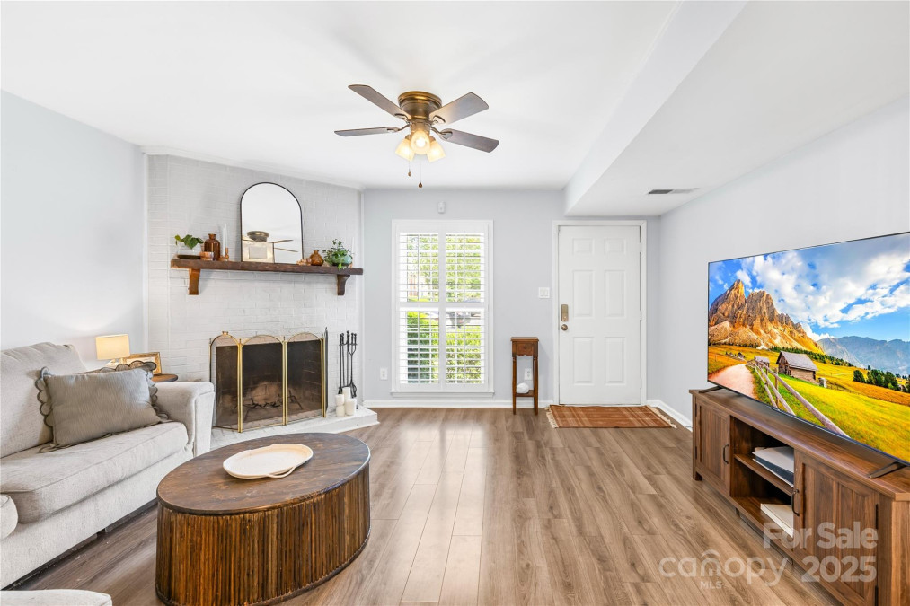 9214 Vicksburg Park Ct Charlotte, NC 28210