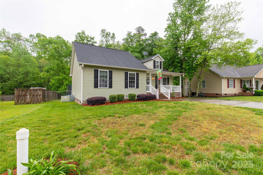 522 Kittiewake Ln Clover, SC 29710