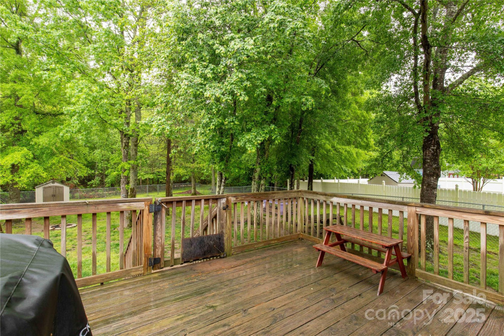 522 Kittiewake Ln Clover, SC 29710